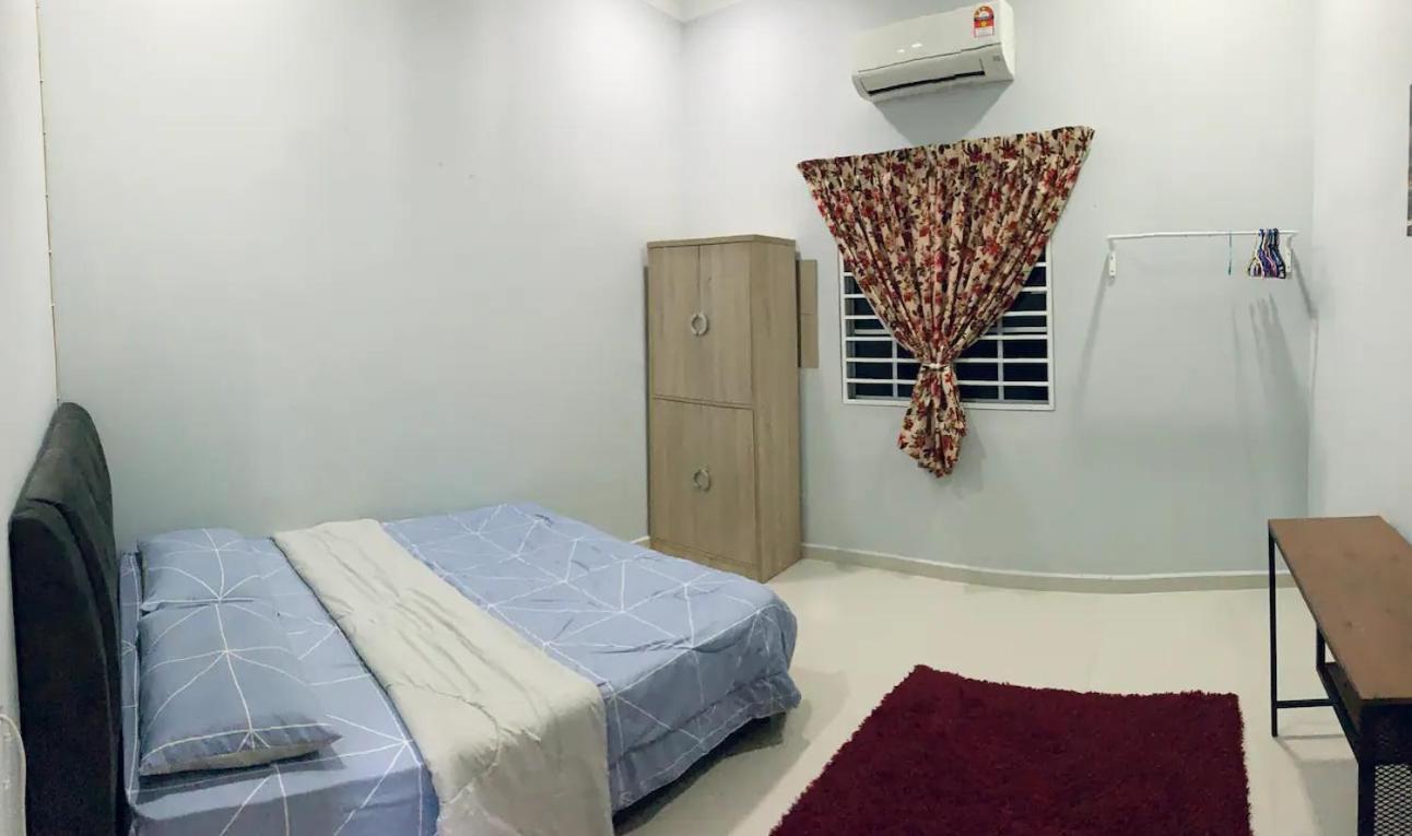 Kundang Villa @ Tasik Biru - 3 Bedrooms Bungalow Rawang Esterno foto