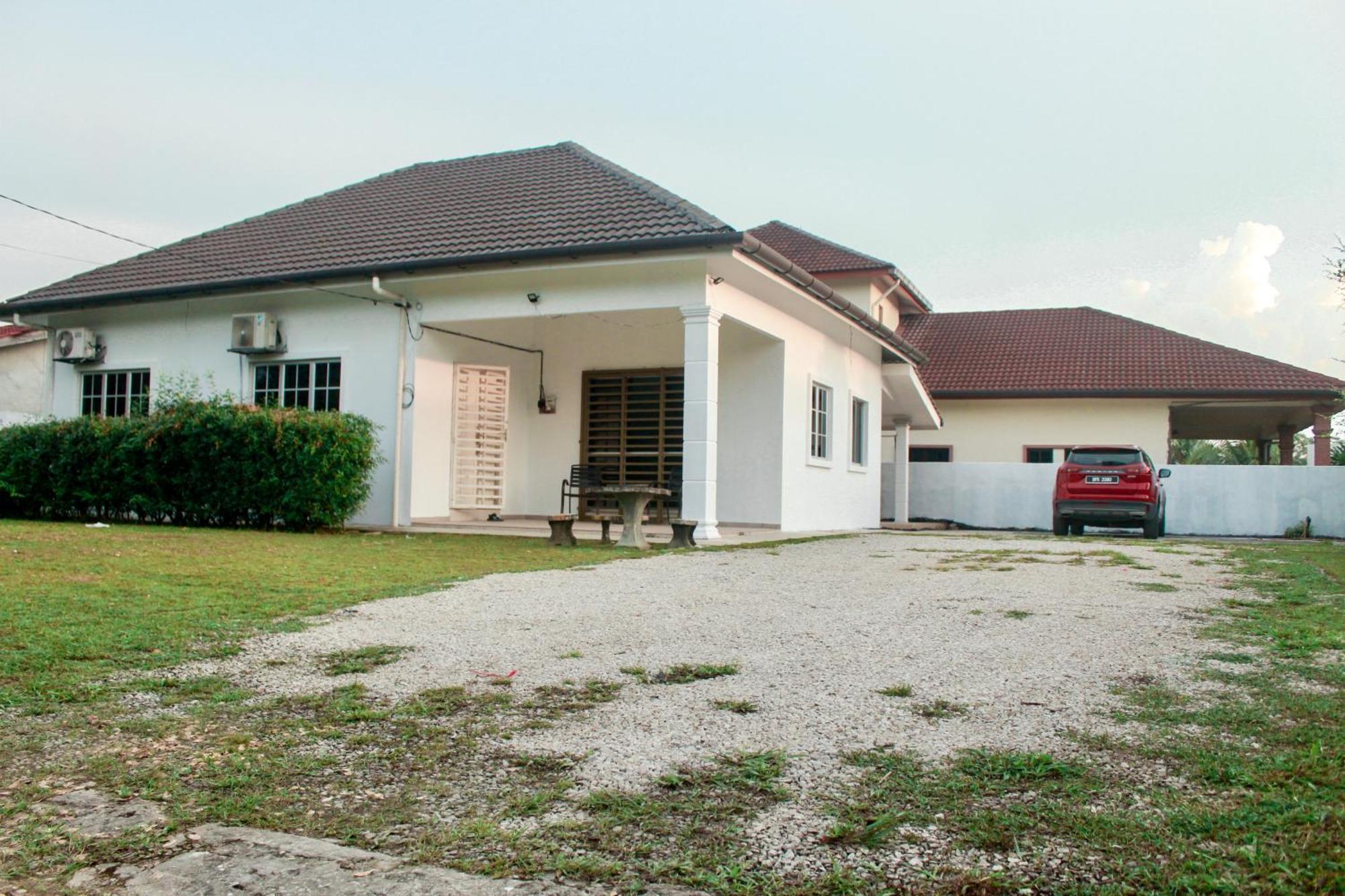 Kundang Villa @ Tasik Biru - 3 Bedrooms Bungalow Rawang Esterno foto